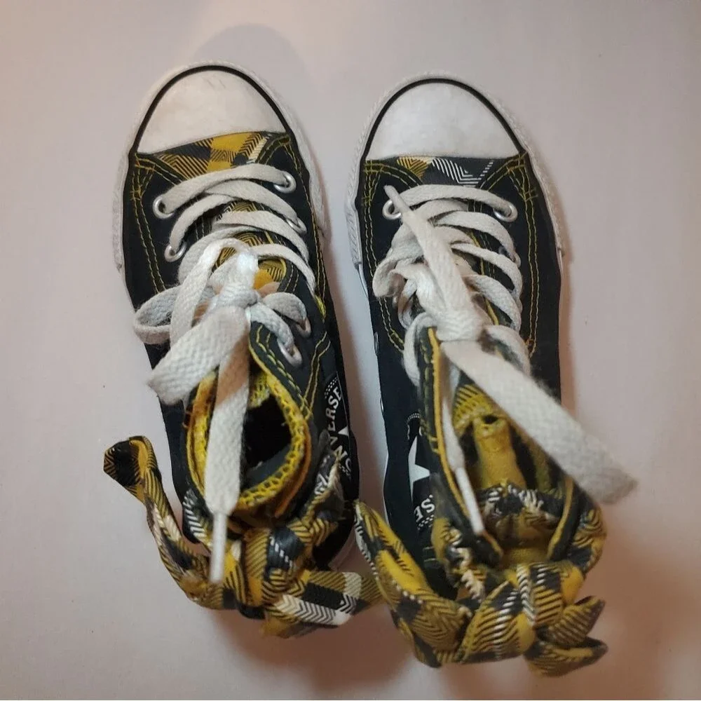 Girls Chuck Taylor All Star Bow Back Casual Sneakers Size 12